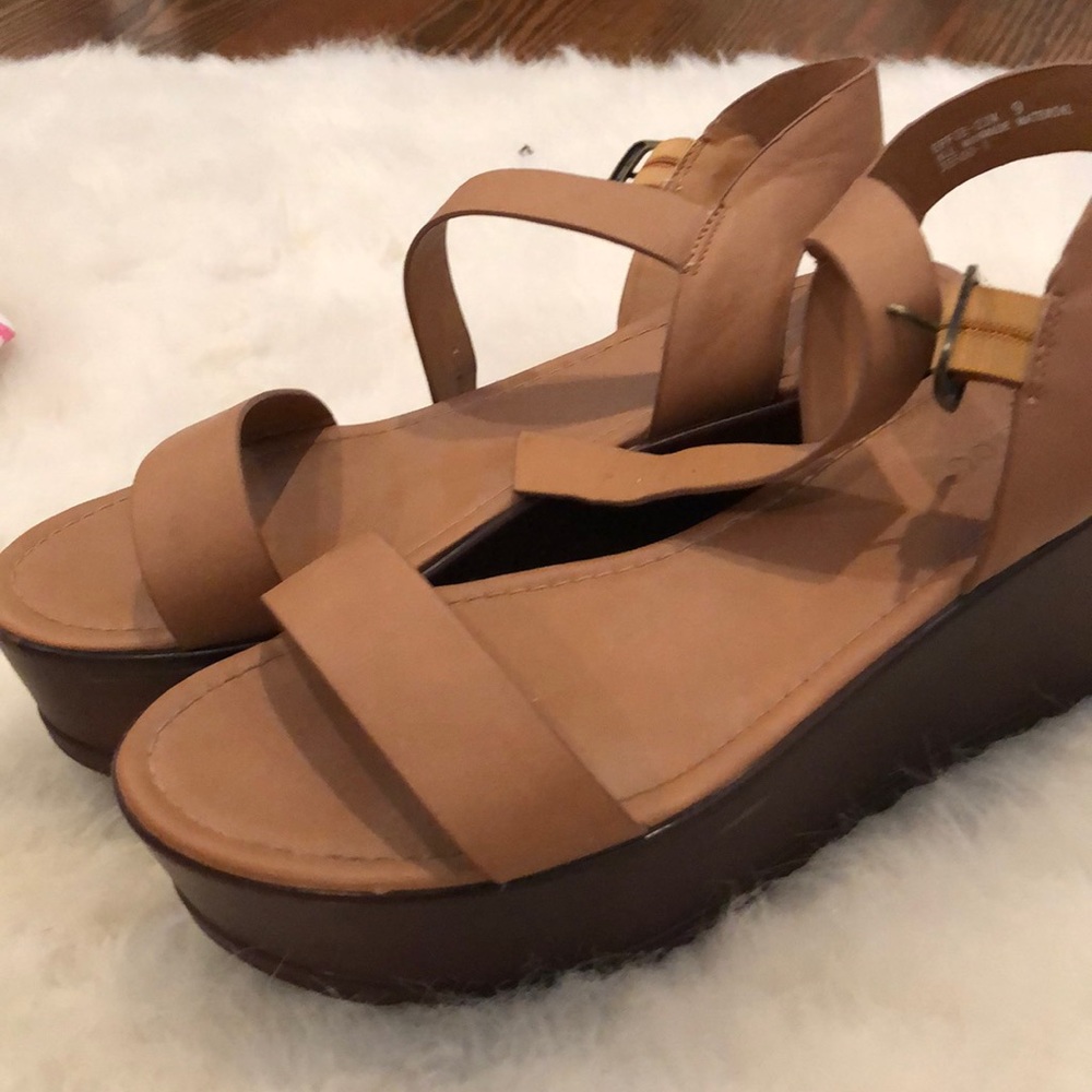 brown platform heels